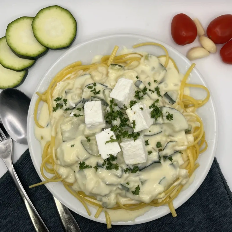 Pâtes courgette, mascarpone et feta